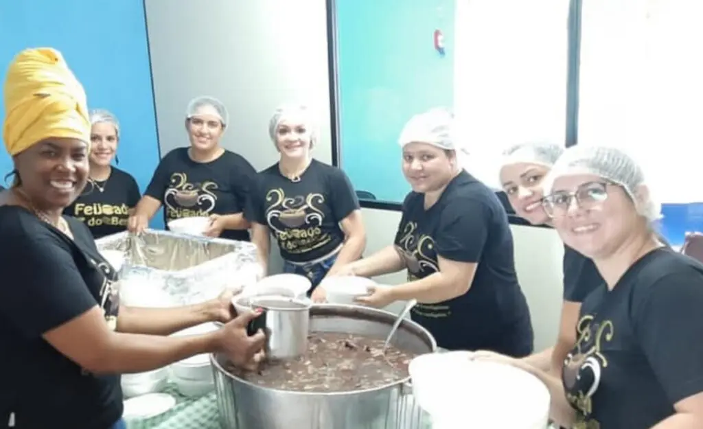 Cozinheiras da Feijoada Renasce une
