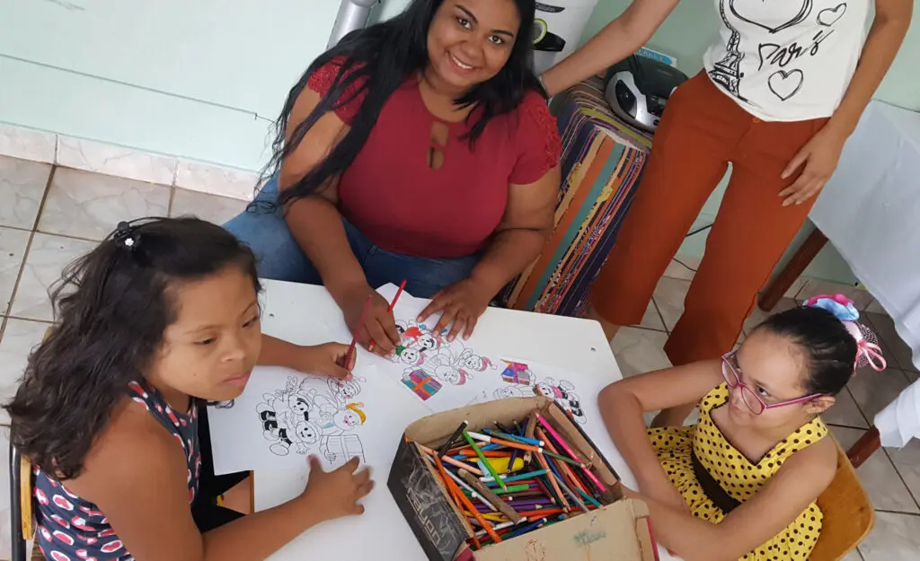 Atividades com os pequenos